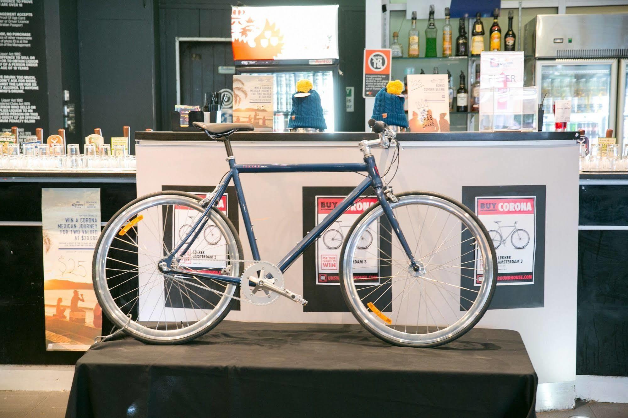 Racecourse Space Pop Up Randwick Extérieur photo
