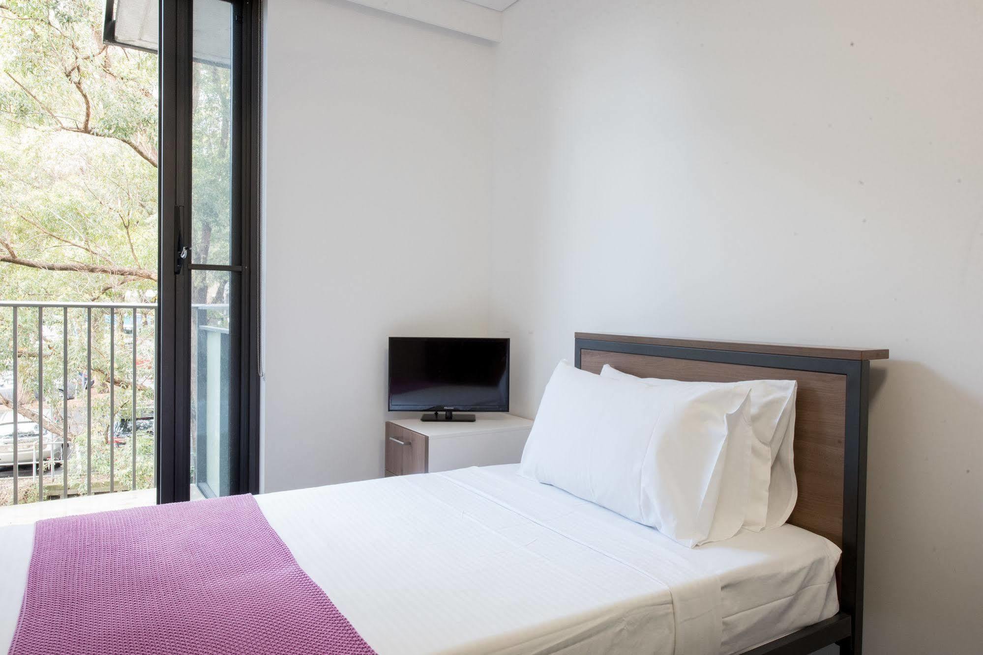 Racecourse Space Pop Up Randwick Extérieur photo