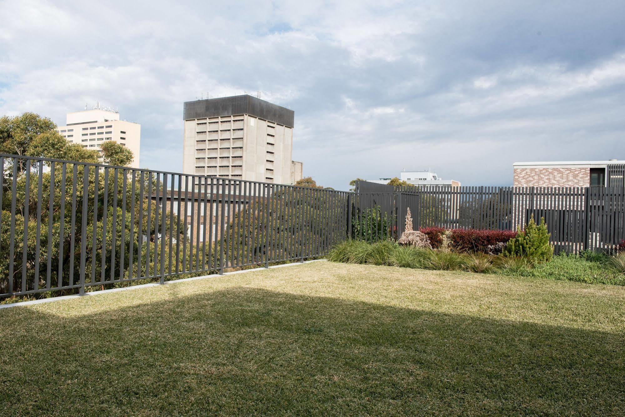 Racecourse Space Pop Up Randwick Extérieur photo